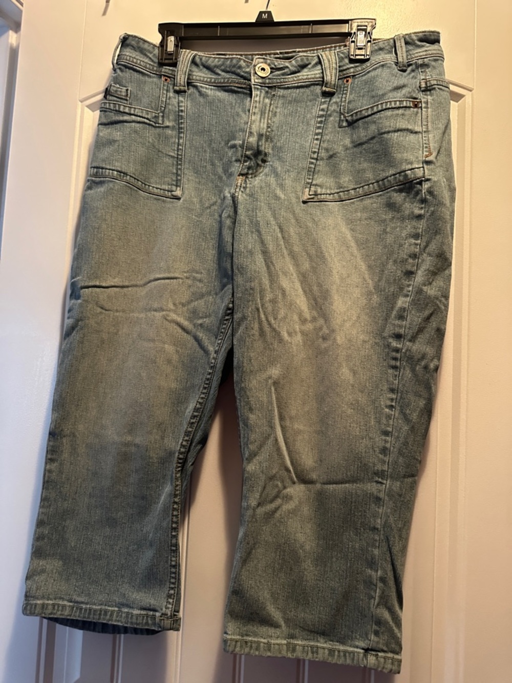 Riders by Lee Light Wash Cropped Pocket Jeans
